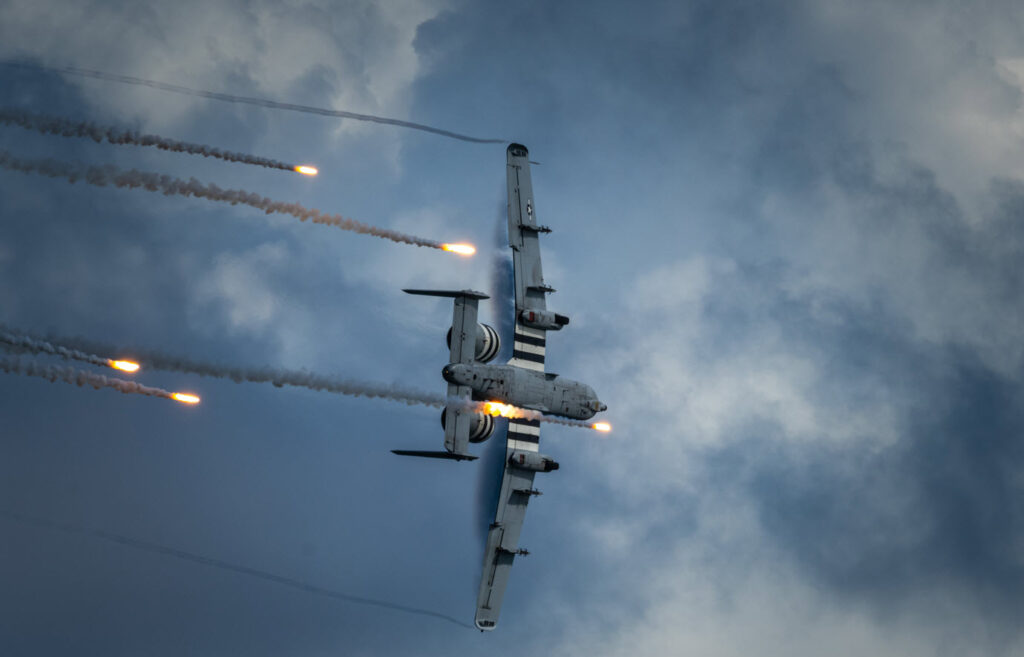 A-10, flares, defensive measures, heat-seeking missiles